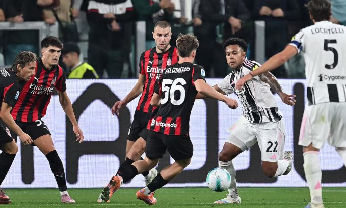 “Paqe” në Juventus Milan/ Kuqezinjtë shpërdorojnë gjithçka, Juventus “falenderon”