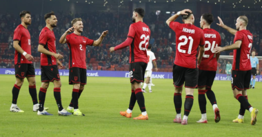 Kombëtarja ëndërron me “fakte”/ Shqipëria është pranë play off të Botërorit, meritë e “fushës”