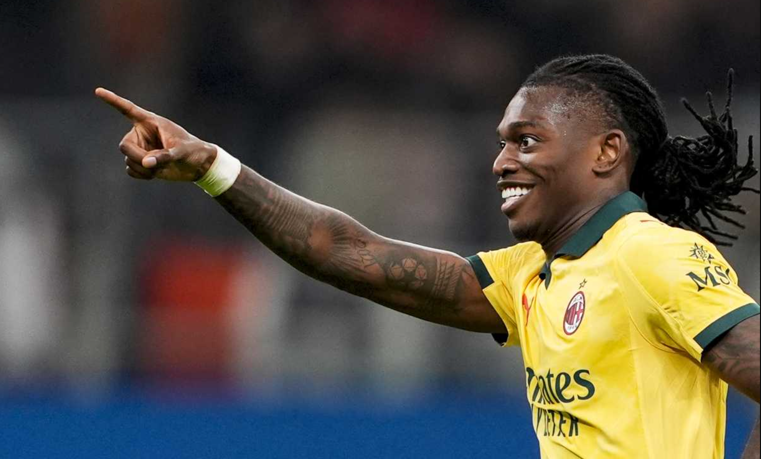 Milan komandon në Itali/ Lombardët në krye të Serise A, Fiorentina bie në “San Siro”