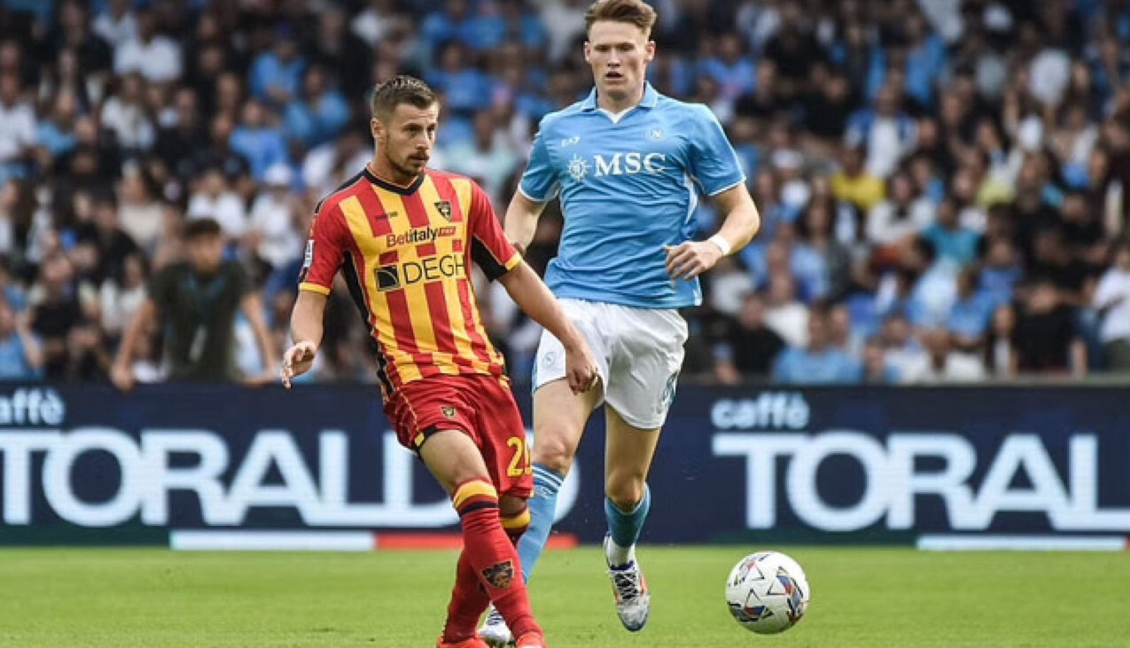 Shqiptarët luftojnë, Napoli fiton/ Ramadani e Medon Berisha, sërish titullarë tek Lecce në Itali