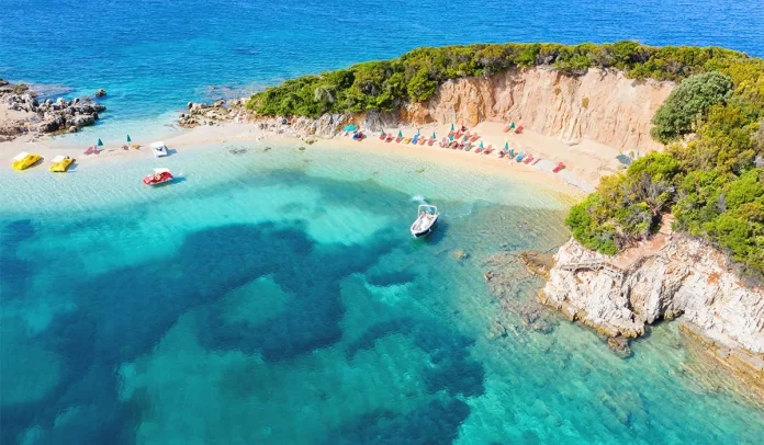 Media irlandeze “Evoke”: Riviera Shqiptare, destinacioni më i nxehtë për pushime në Evropë