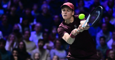 Sinner me këmbë të mbarë/ Tenisti italian e nis me fitore aventurën e tij në “Paris Masters”