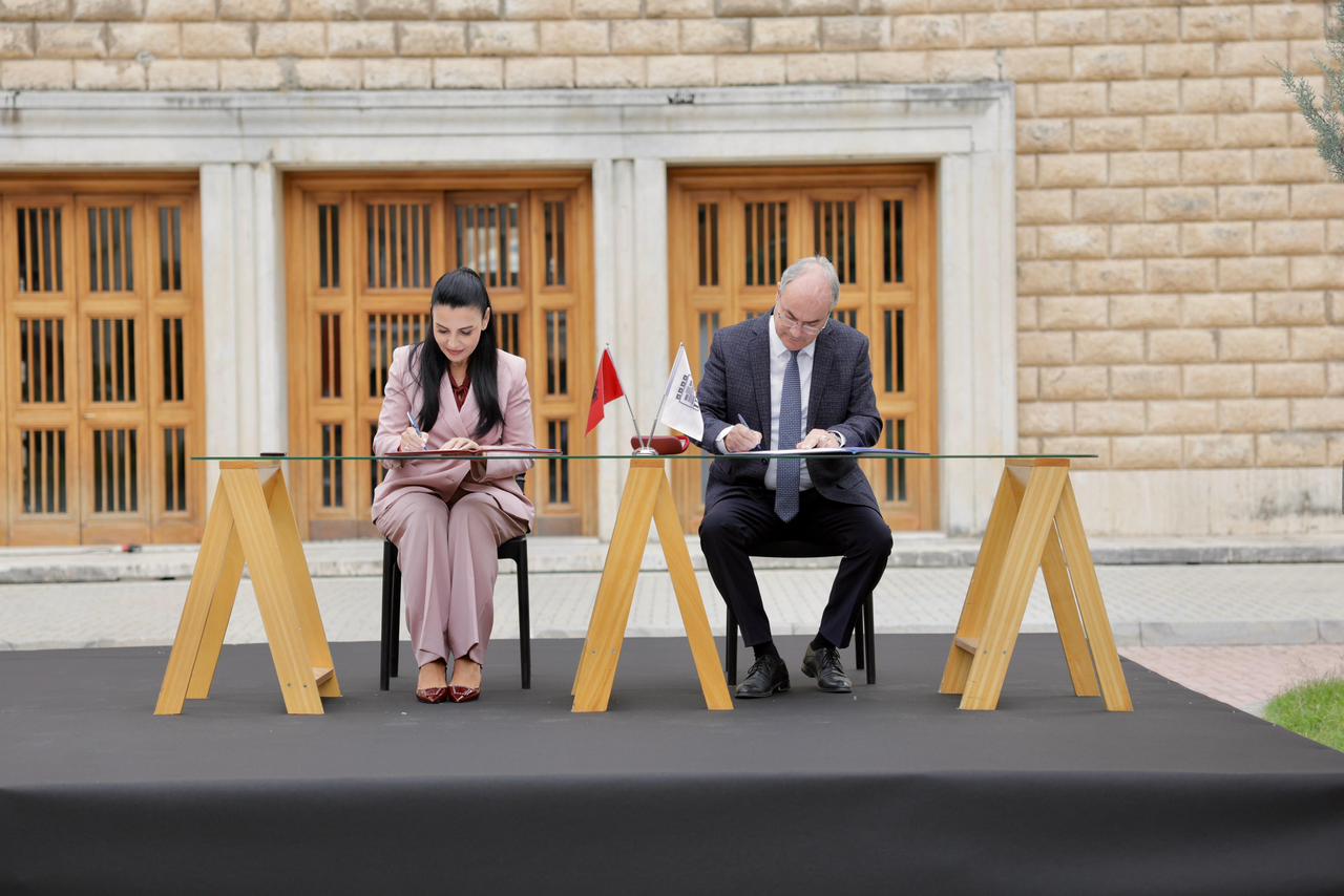 Mirëmbajtja e avionëve/ Balluku: Shqipëria hyn në këtë industri, në tetor vjen kompania italiane