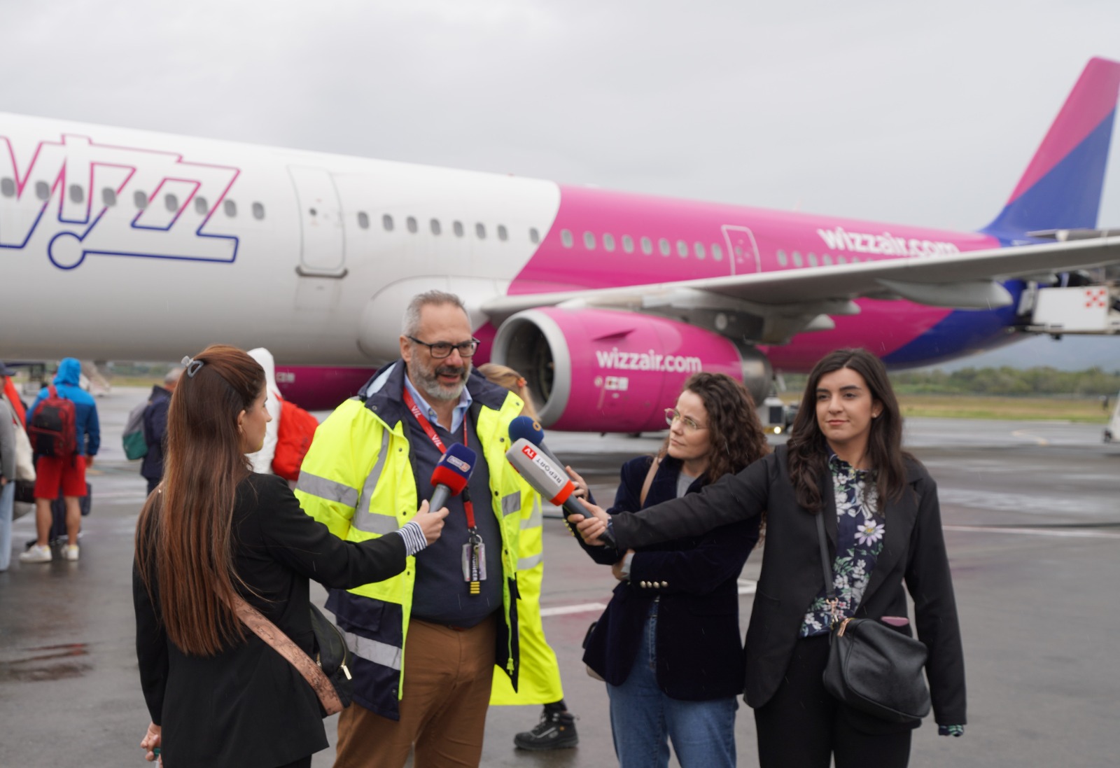 Aeroporti Ndërkombëtar i Tiranës inauguron fluturimin e parë të Wizz Air drejt Maltës