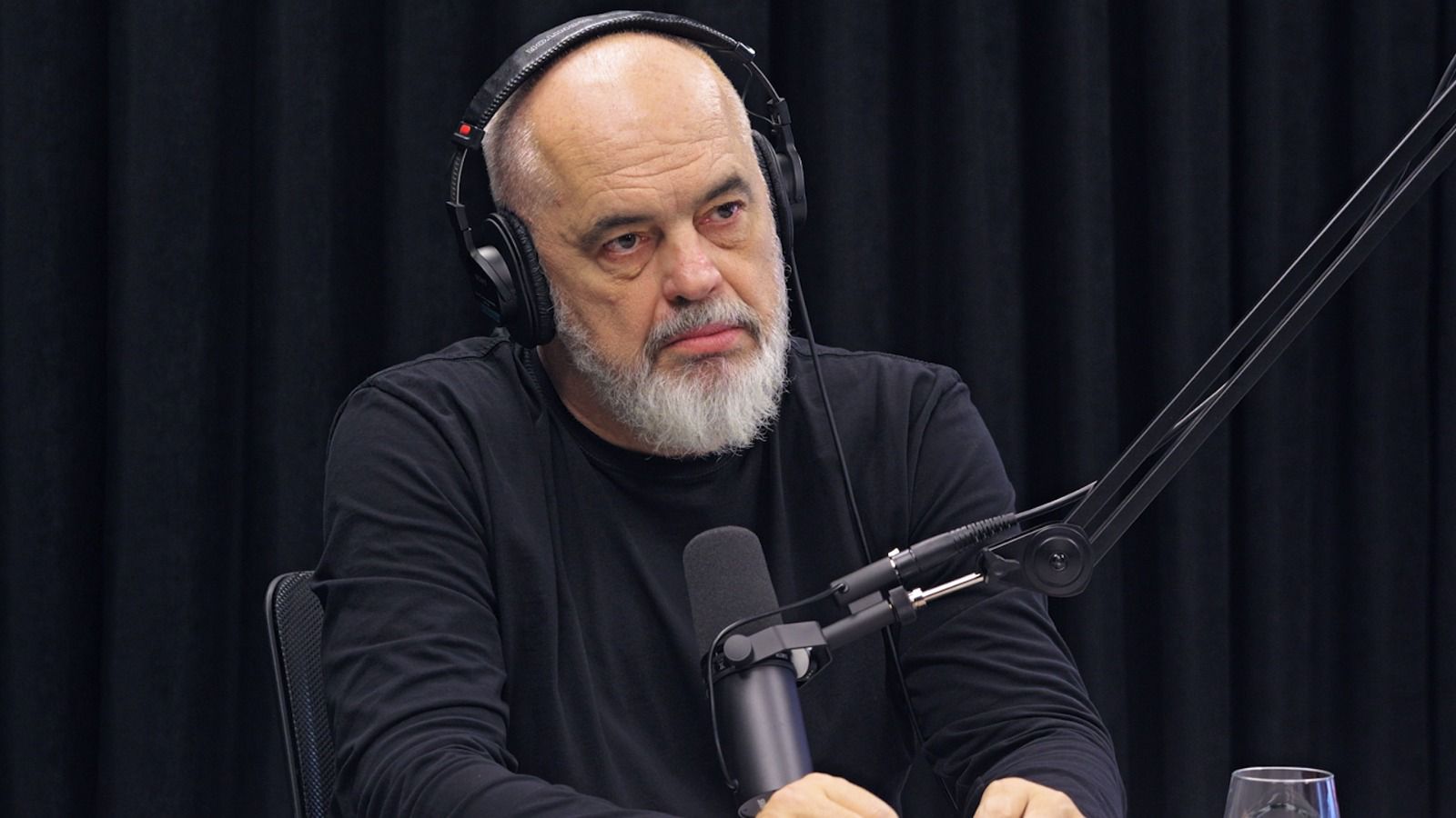 “Tirana nuk mund të presë”, Rama: Kush komenton dekretin për zgjedhjet, nuk ka dijen e Rusmalit për Kushtetutën