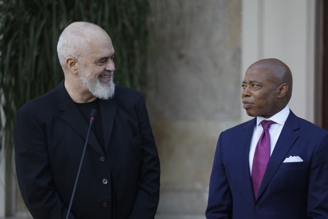 Kreu i Bashkisë së New York krah Ramës në Tiranë: Jam këtu për një arsye të thjeshtë, të takoj një mik!