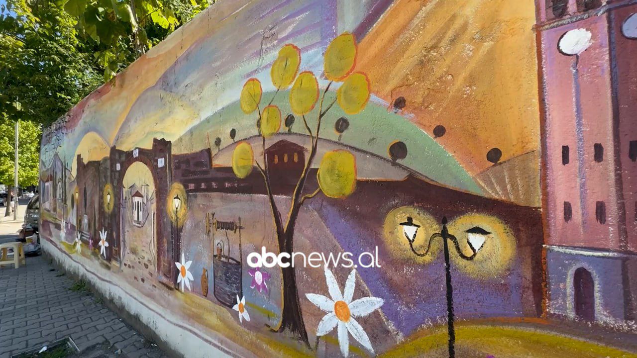 Elbasani “rifiton” ngjyrat/ Bashkia nis projektin për të rijetëzuar muret e vjetra me art mural