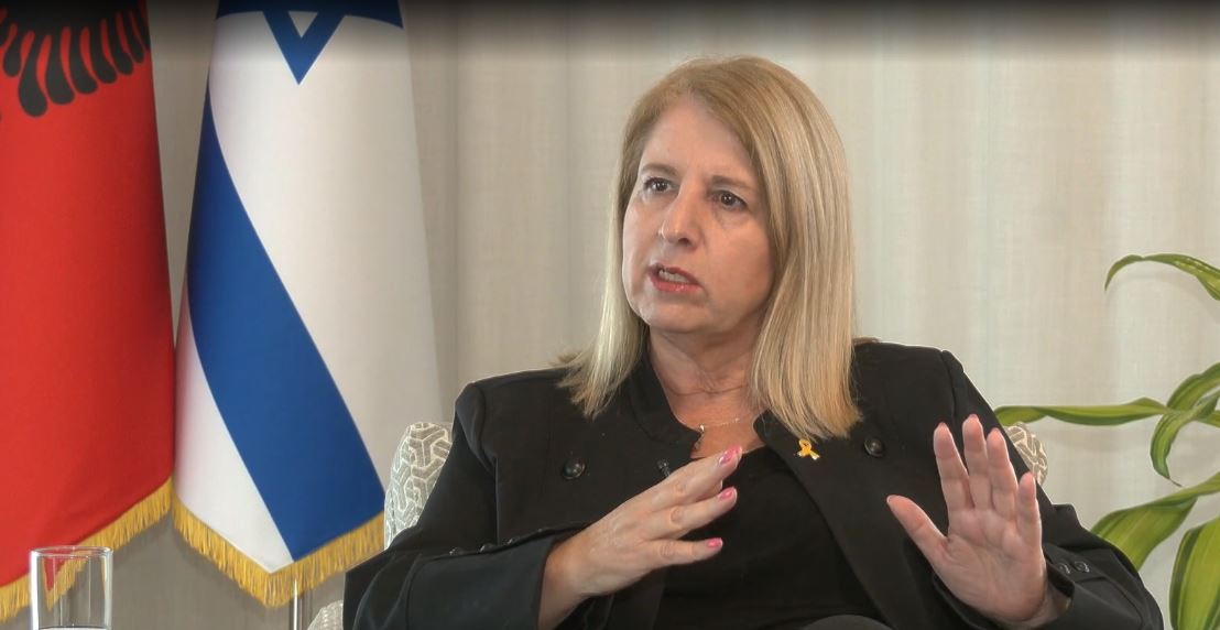 “Negociatat, presim ‘tym të bardhë’ nga Egjipti”/ Ambasadorja Peleg: Në Europë, shumë e lehtë të kritikosh Izraelin