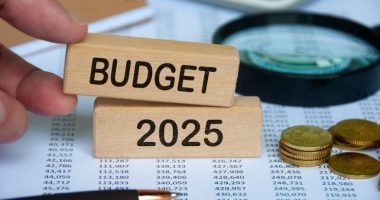 Më shumë para për pensionet/ Qeveria rishikon buxhetin e 2025, shtohen fondet për bonusin