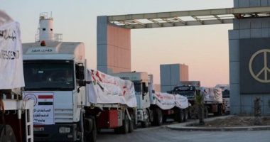 Qindra kamionë me ndihma nisen nga Egjipti për në Gaza