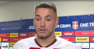 Rey Manaj, goli i “jetës”/ Gaboi penalltinë, në të njëjtën minutë shënoi në Leskovac