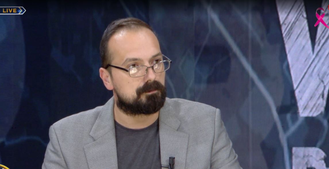 Ukraina nxjerr në front ‘robotët ushtarë’/ Mertenika: Me sistem automatik shumë të avancuar. Dallimi kryesor, saktësia