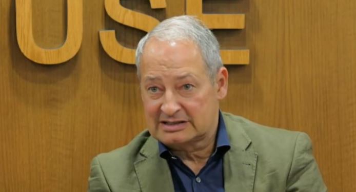 “Në 2027 Shqipëria mbyll negociatat”/ Eurodeputeti Schieder: Optimist për ecurinë e integrimit. Zgjedhjet? Të realizuara mirë