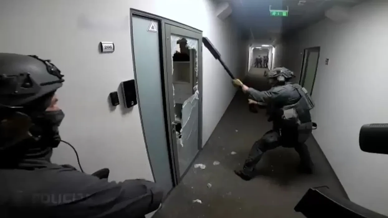 Mashtrime me miliona euro, Europol shkatërron rrjetin evropian të krimit kibernetik