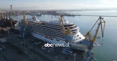 Kroçera luksoze ankorohet në Durrës/ 728 turistë nga gjithë bota vizitojnë Shqipërinë