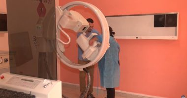 Tetori rozë/ Ndërgjegjësim për diagnostikimin e hershëm të kancerit të gjirit