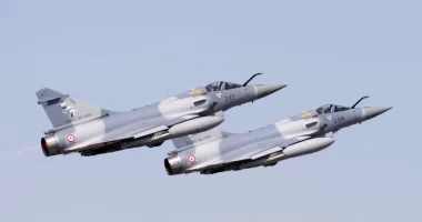 Lufta në Ukrainë/ Franca do të dërgojë raketa kundërajrore “Aster” dhe avionë “Mirage” në Kiev