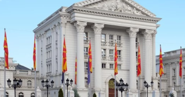 “Vlen” del partia e dytë në zgjedhje/ Partia në pushtet në Maqedoninë e Veriut, merr drejtimin në 34 komuna