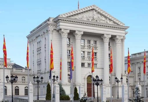 “Vlen” del partia e dytë në zgjedhje/ Partia në pushtet në Maqedoninë e Veriut, merr drejtimin në 34 komuna