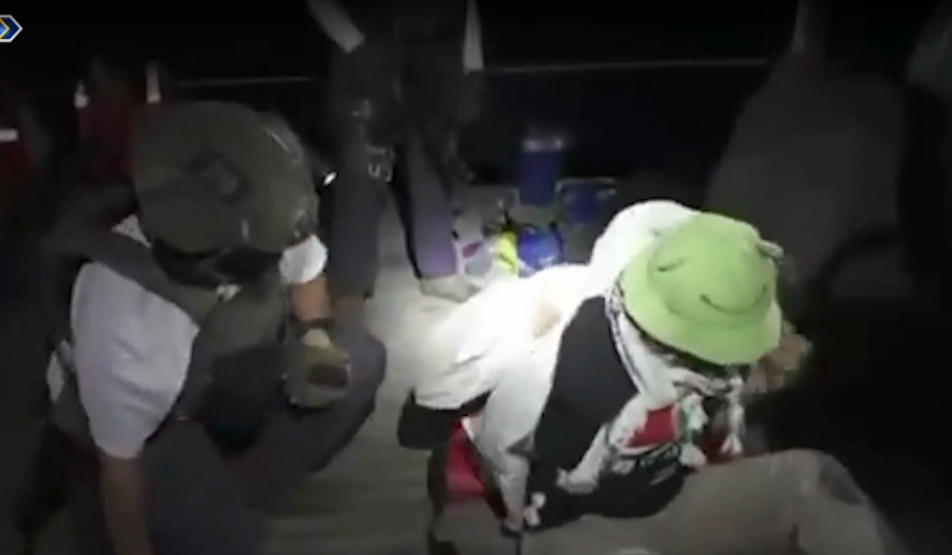 Ushtria izraelite arreston aktivistët/ Ndalon anijen me ndihma, ishte nisur drejt Gazës