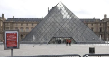 Francë, 60 hetues ende në kërkim të të dyshuarve për grabitjen në Luvër
