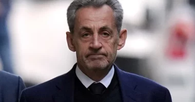 Jeta në qeli/ Nicolas Sarkozy: Koha në burg “e rraskapitshme dhe një makth”