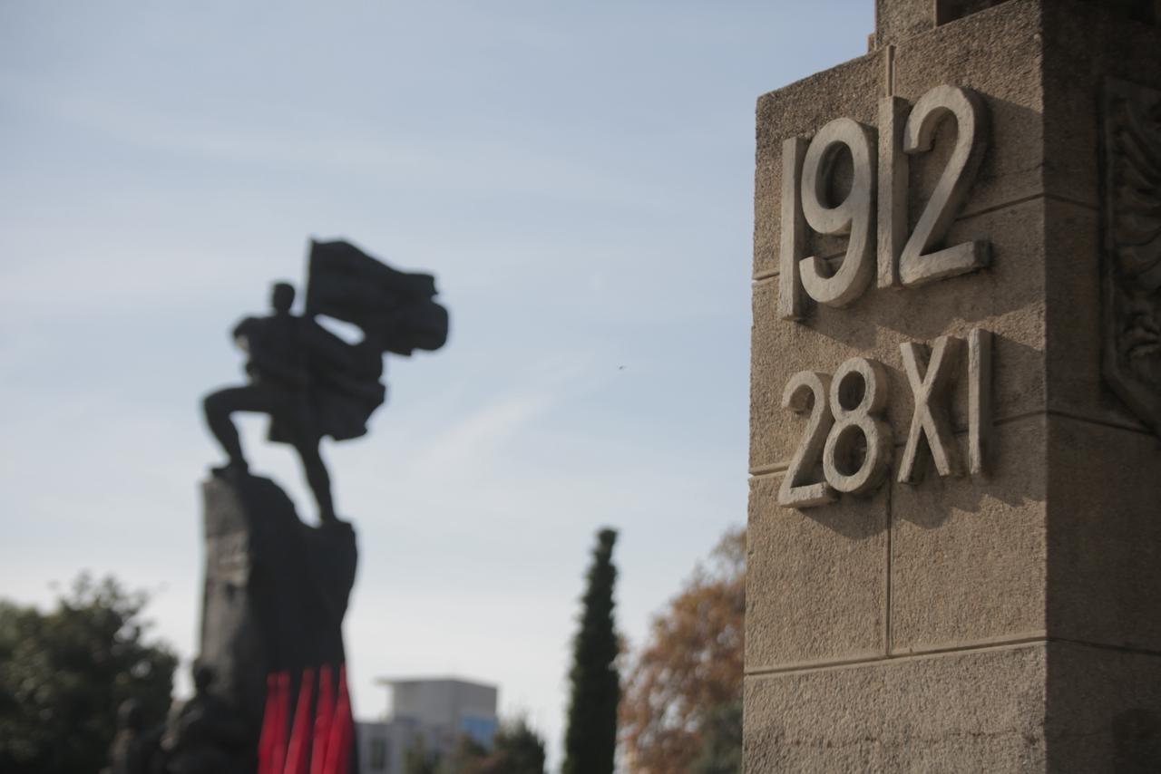 113 vite nga ngritja e flamurit në Vlorë  Rama uron shqiptarët  Gëzuar Ditën e Pavarësisë