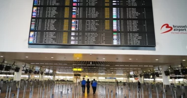 Mbyllet aeroporti i Brukselit pas raportimit për dronë