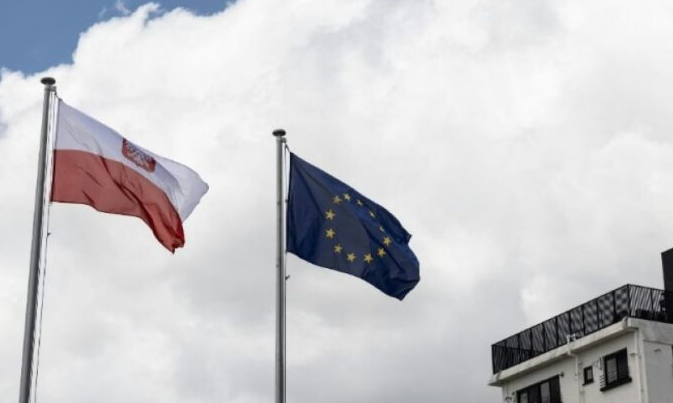 Presidenti i Polonisë: Rusia mund të mposhtet