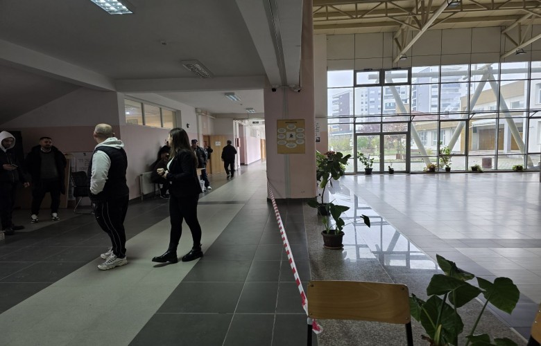 zgjedhjet-ne-fushe-kosove-tre-persona-ndalohen-per-tentative-te-blerjes-se-votes