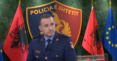 Vëllai i deputetit demokrat dhe dy të tjerë morën peng qytetarin/ Ilir Proda shkarkon nga detyra kreun e Policisë në Korçë