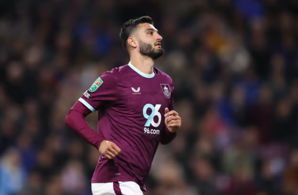 Broja si  kokrra e mollës   Sulmuesi kuqezi kalon dëmtimin  luan në kampionatin anglez