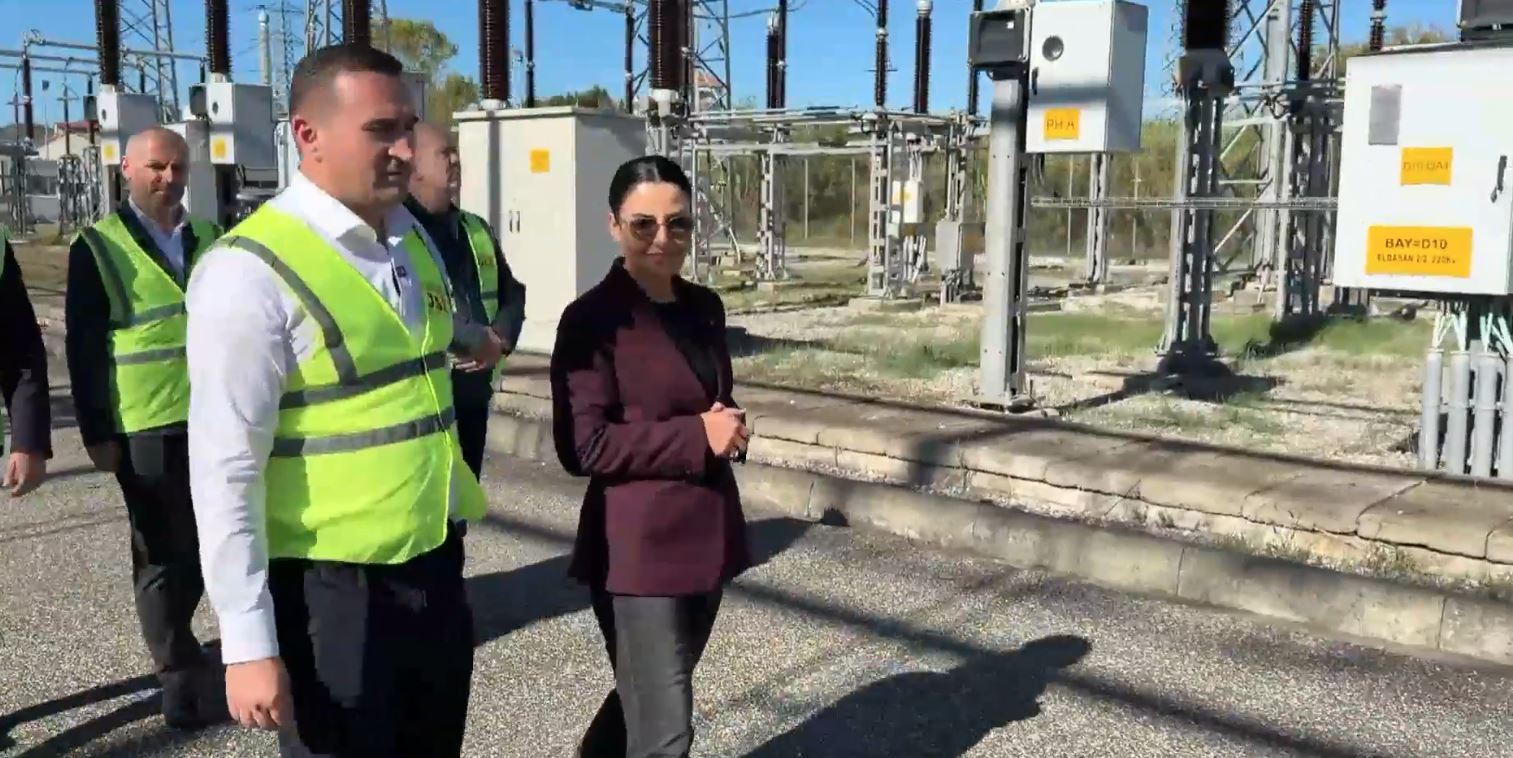 Balluku inspekton nënstacionin “Tirana 2”: Shqipëria forcon sigurinë e furnizimit dhe lidhjet energjetike me rajonin