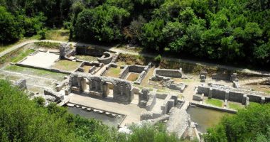 ”Travelandtourworld”: Nga Tirana në Butrint turizmi shqiptar në shifra rekord