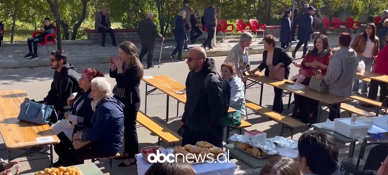 Vithkuqi, fshati mes maleve dhe ngjyrave/ Peizazhi i mrekullueshëm që ndryshon në çdo stinë