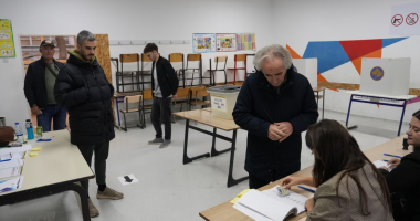 Kosovë, qytetarët në 18 komuna votojnë për të zgjedhur kryetarët