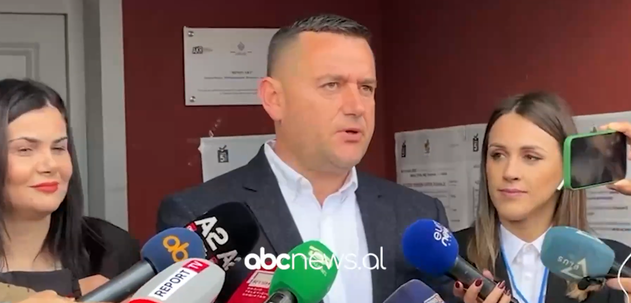 Zgjedhjet në Mat/ Voton kandidati i PS: E diela është dita e vendimit të qytetarëve