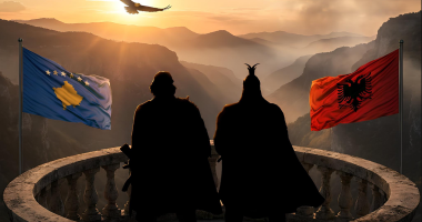 Dritë dhe Shkëndijë në Europë/ Sfida historike mes dy skuadrave shqiptare në Conference League