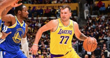 Donçiç fiton duelin e “gjigandëve”/ Sllovenia shkëlqen sërish, Lakers mundin 118-116 San Antonio