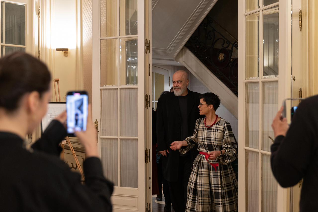 Rama ndan pamje nga mbrëmja ceremoniale në vigjilje të hapjes së grupkapitullit të fundit për integrimin në BE