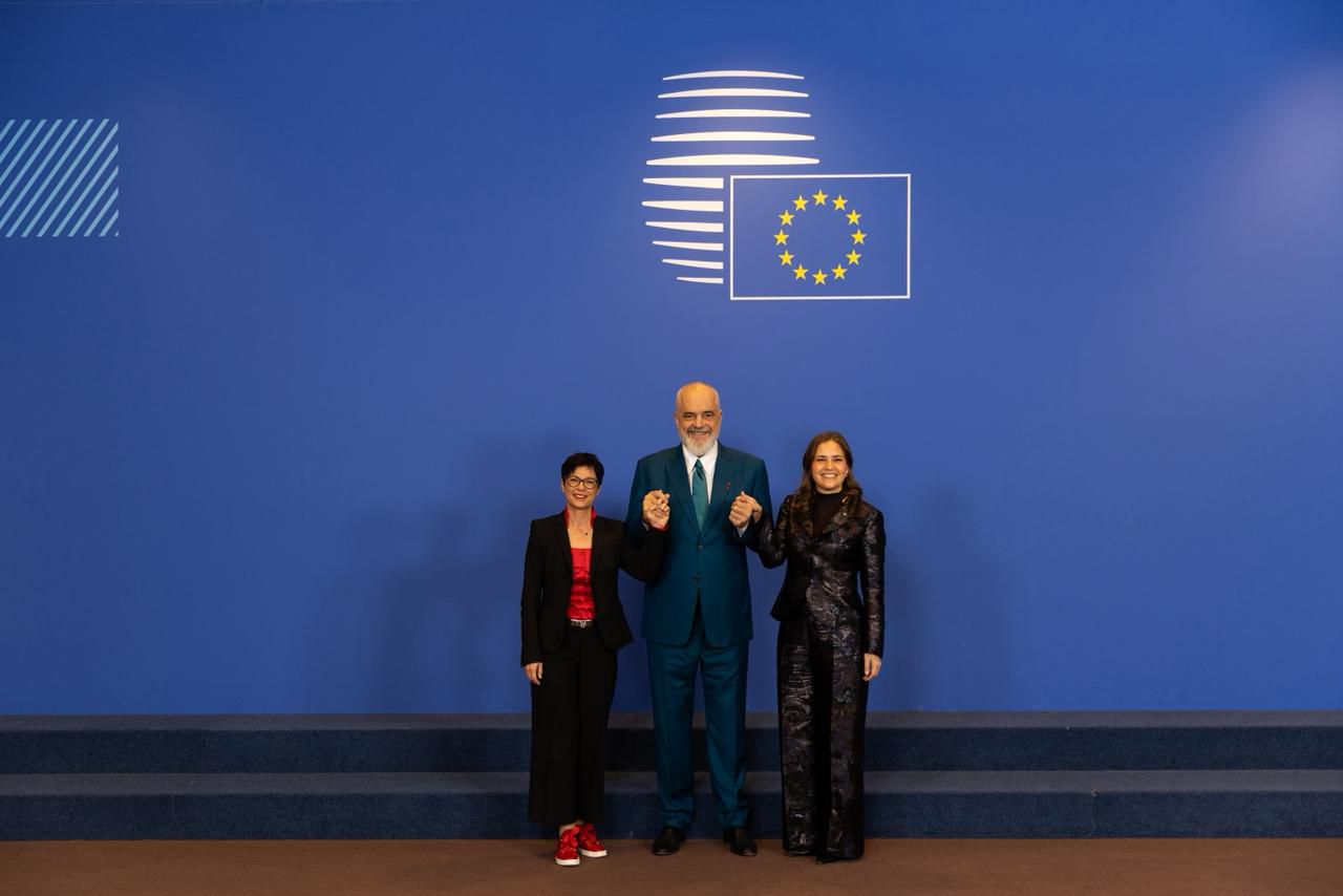 Konferenca e 7 të Ndërqeveritare Shqipëri BE  Rama  Hapim grupkapitullin e fundit të negociatave  në një kohë rekord