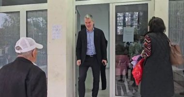 Bashkia në zgjedhje pas dorëheqjes së tij/ Voton për kryetarin e ri të Vlorës Ermal Dredha