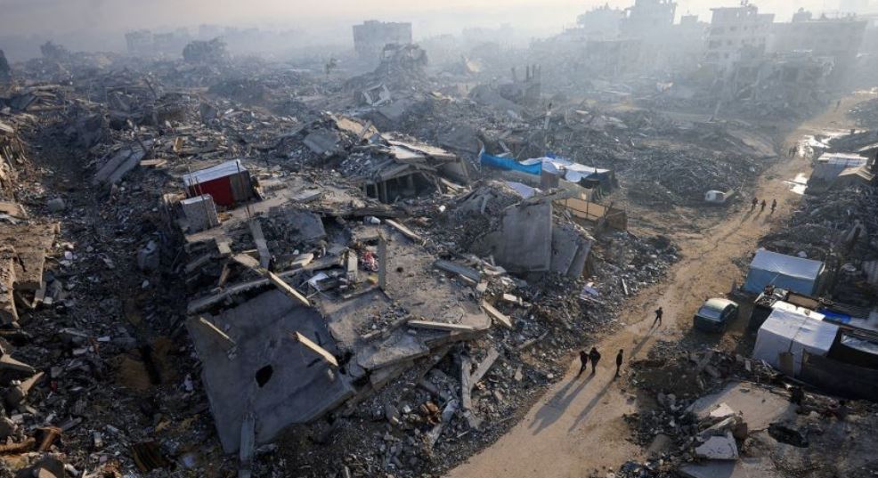 Të paktën 33 të vrarë në Gaza  Izraeli shkatërron tendat dhe shtëpitë