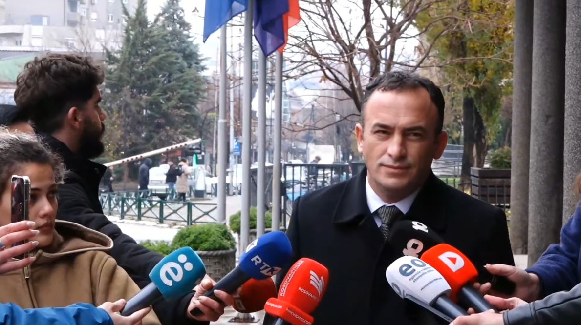 Nuk ka Qeveri Konjufca? Thaçi: Shihemi në zgjedhje