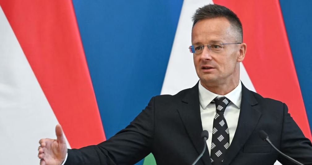 Hungaria: Do ndihmojmë Serbinë me furnizime me naftë