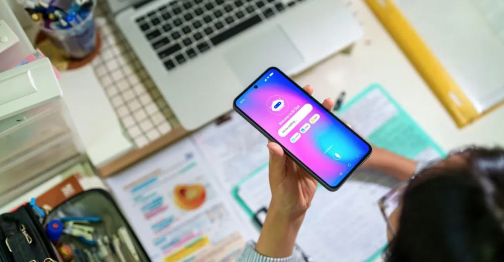 Shefi i Alphabet të Google ngre alarmin për Inteligjencën Artificiale: Mos i besoni verbërisht!