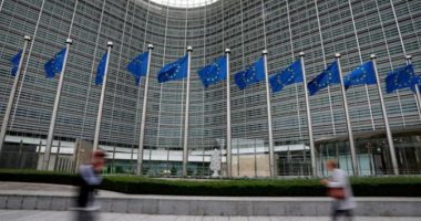 Brukseli: Dhunuesit, përgjegjës para ligjit/ Deklarata e fortë e Komisionit: Zjarrvënia, sulmi e shkatërrimi i pronës s’kanë vend në demokraci