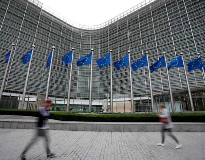 Brukseli: Dhunuesit, përgjegjës para ligjit/ Deklarata e fortë e Komisionit: Zjarrvënia, sulmi e shkatërrimi i pronës s’kanë vend në demokraci
