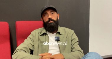 Kimisti që u ngjit në skenë/ Nga laboratori, në dritat e teatrit, njihuni me historinë e Mark Hilajt