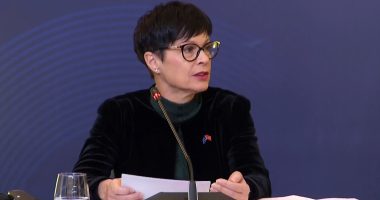 “Europa po ju pret”, Marta Kos në Tiranë: Kemi gabuar në të shkuarën. Europa nuk mund të jetë e sigurt pa Ballkanin!
